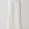 Shae Wide Leg Denim Jeans – White Shae Wide Leg Denim Jeans – White