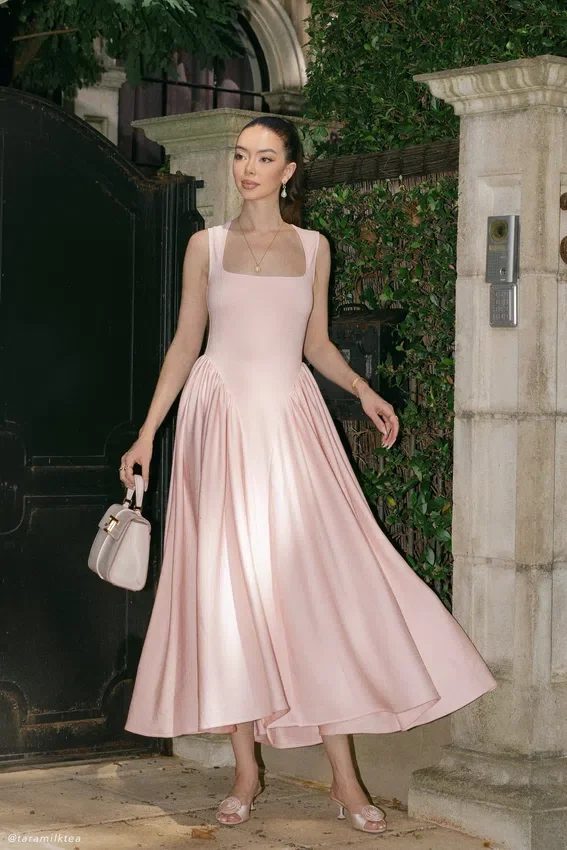 Sharon Scuba Jersey Midi Dress – Ballet Pink Sharon Scuba Jersey Midi Dress – Ballet Pink