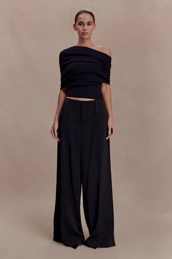 Sierra Asymmetrical Cashmere Blend Knit Top – Black Sierra Asymmetrical Cashmere Blend Knit Top – Black