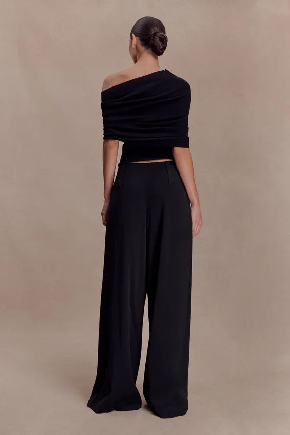 Sierra Asymmetrical Cashmere Blend Knit Top – Black Sierra Asymmetrical Cashmere Blend Knit Top – Black