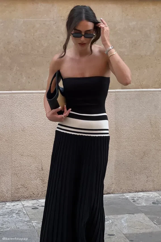 Solaris Strapless Contrast Knit Maxi Dress – Black/White Solaris Strapless Contrast Knit Maxi Dress – Black/White