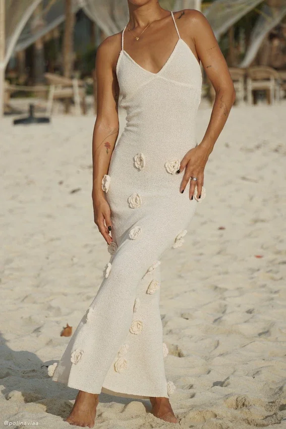Suki Knit Maxi Dress With Flowers – Nude Suki Knit Maxi Dress With Flowers – Nude