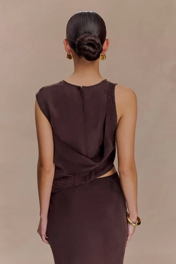 Violeta Asymmetric Top – Dark Chocolate Violeta Asymmetric Top – Dark Chocolate