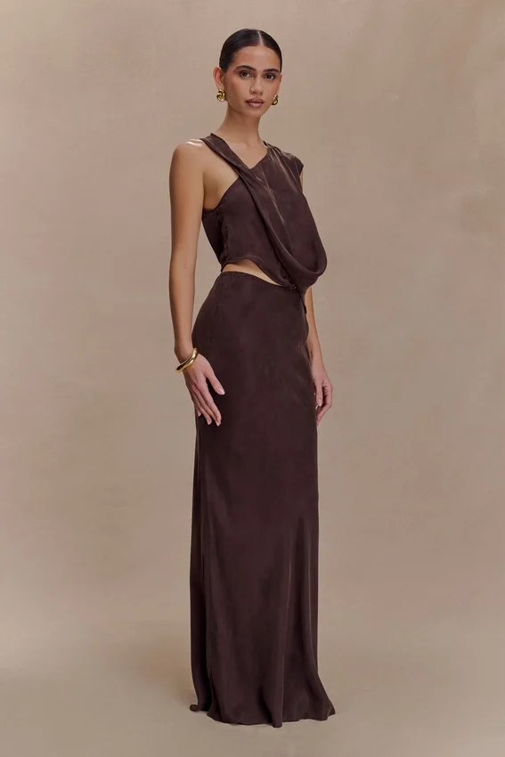 Violeta Asymmetric Top – Dark Chocolate Violeta Asymmetric Top – Dark Chocolate